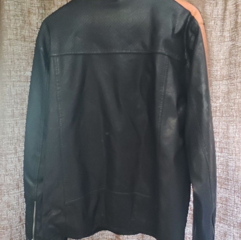 Men Leather Jacket - image 6